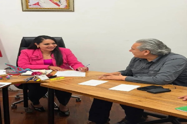 Anuncia Tonantzin Fernández aumento salarial para personal sindicalizado